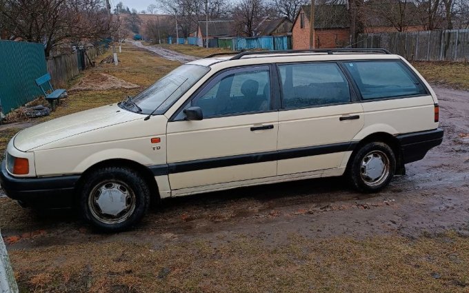 Volkswagen  Passat 1993 №78228 купить в Гадяч - 2