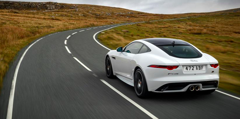 У Jaguar представили особенные версии купе с родстером F-Type