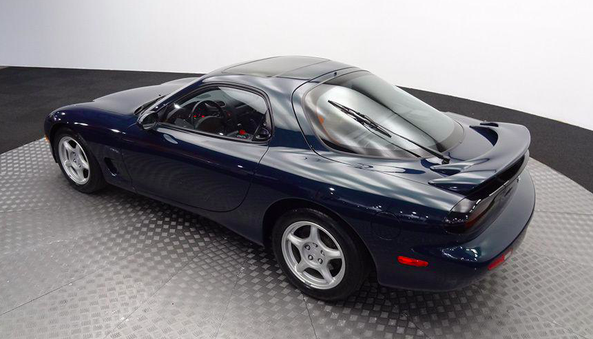 Купе Mazda RX-7 1994 года продают за $100 000