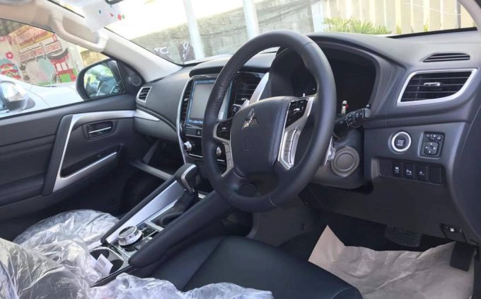 Обновленного Mitsubishi Pajero Sport 2020 уже поставляют дилерам