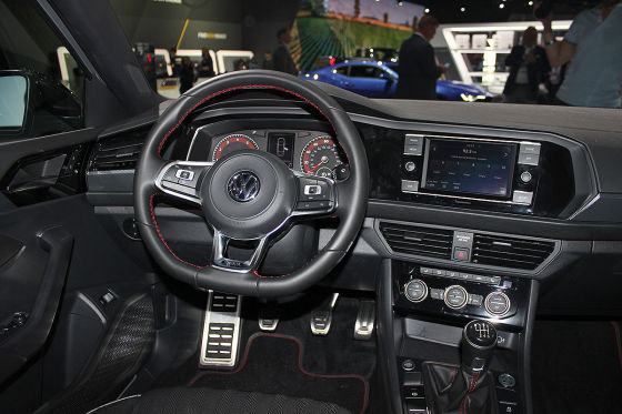 Volkswagen Jetta представлена в спортивном исполнении