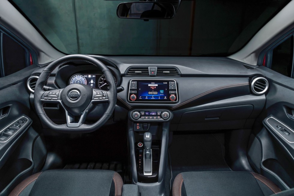 О новом бюджетном седане Nissan Versa появилось больше информации