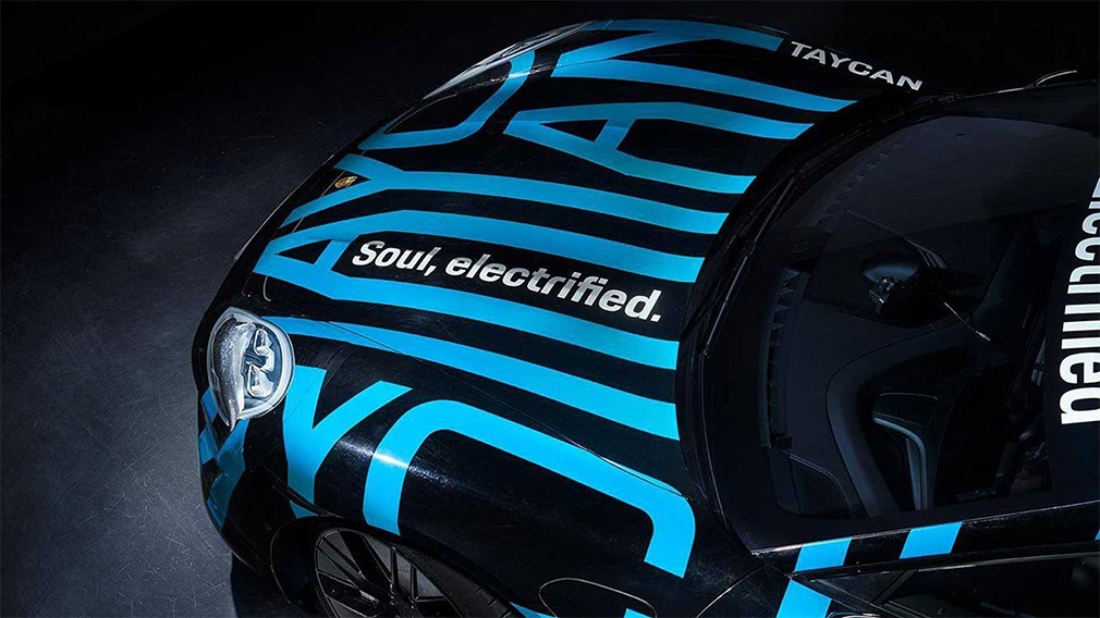 Серийный электрокар от Porsche показался на фото 