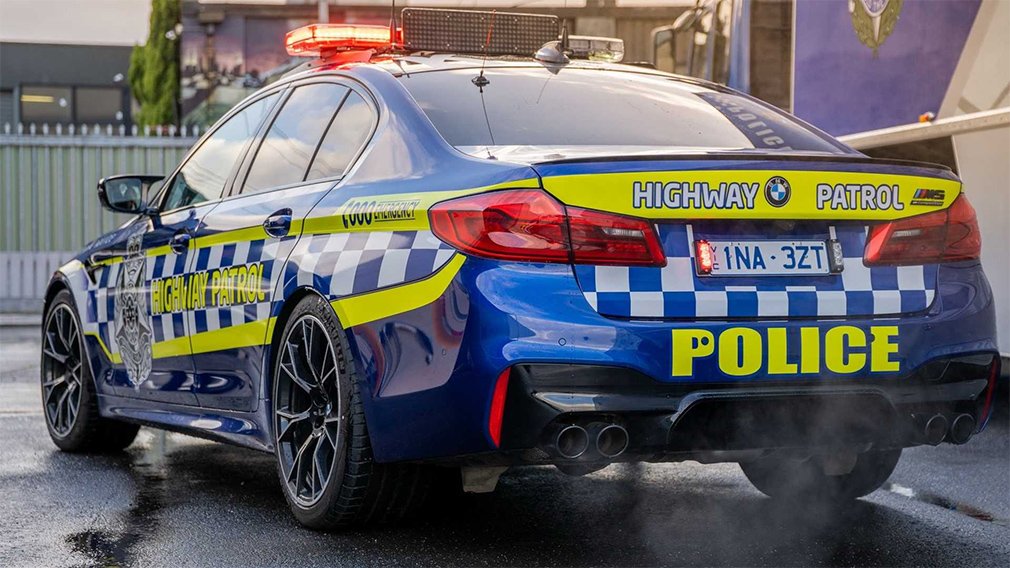 Полиция в Австралии пересела на BMW M5
