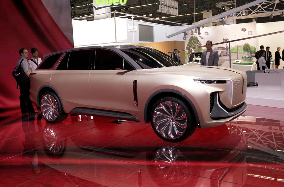 Китайский Hongqi представил беспилотный SUV