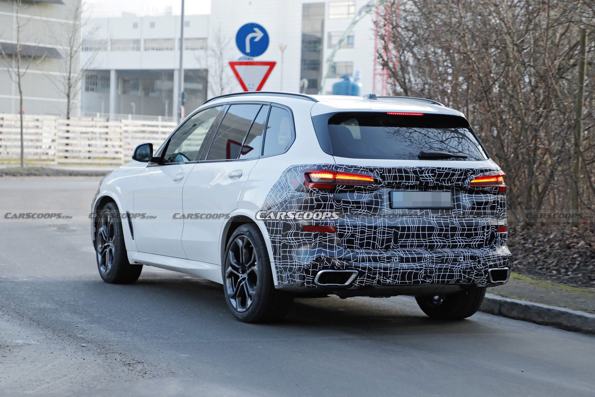 Обновленный BMW X5 начал свои тесты в Германии