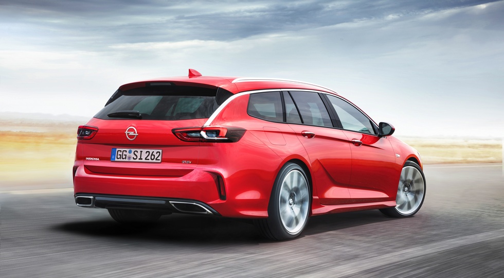 «Горячий» Opel Insignia появился в продаже