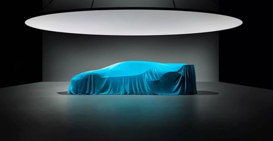 Гиперкар Bugatti Divo показался на новом снимке