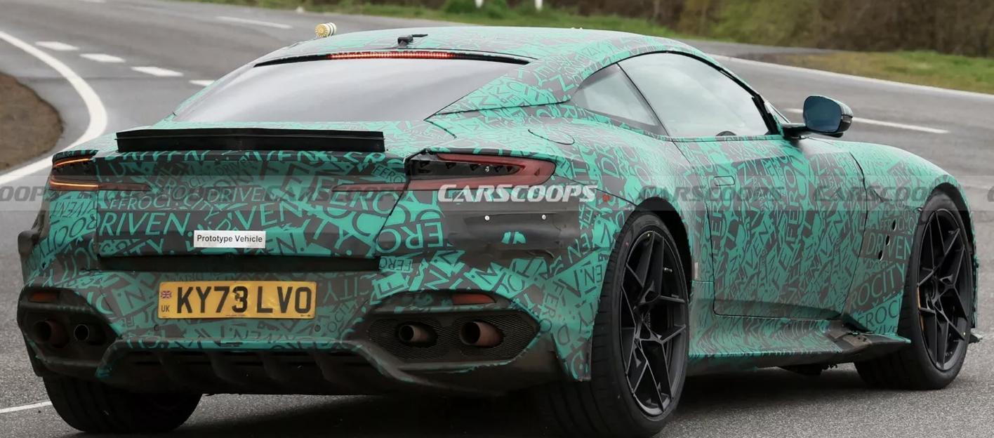Майбутнє втілення Aston Martin DBS недавно знову з'явилося під час тестувань