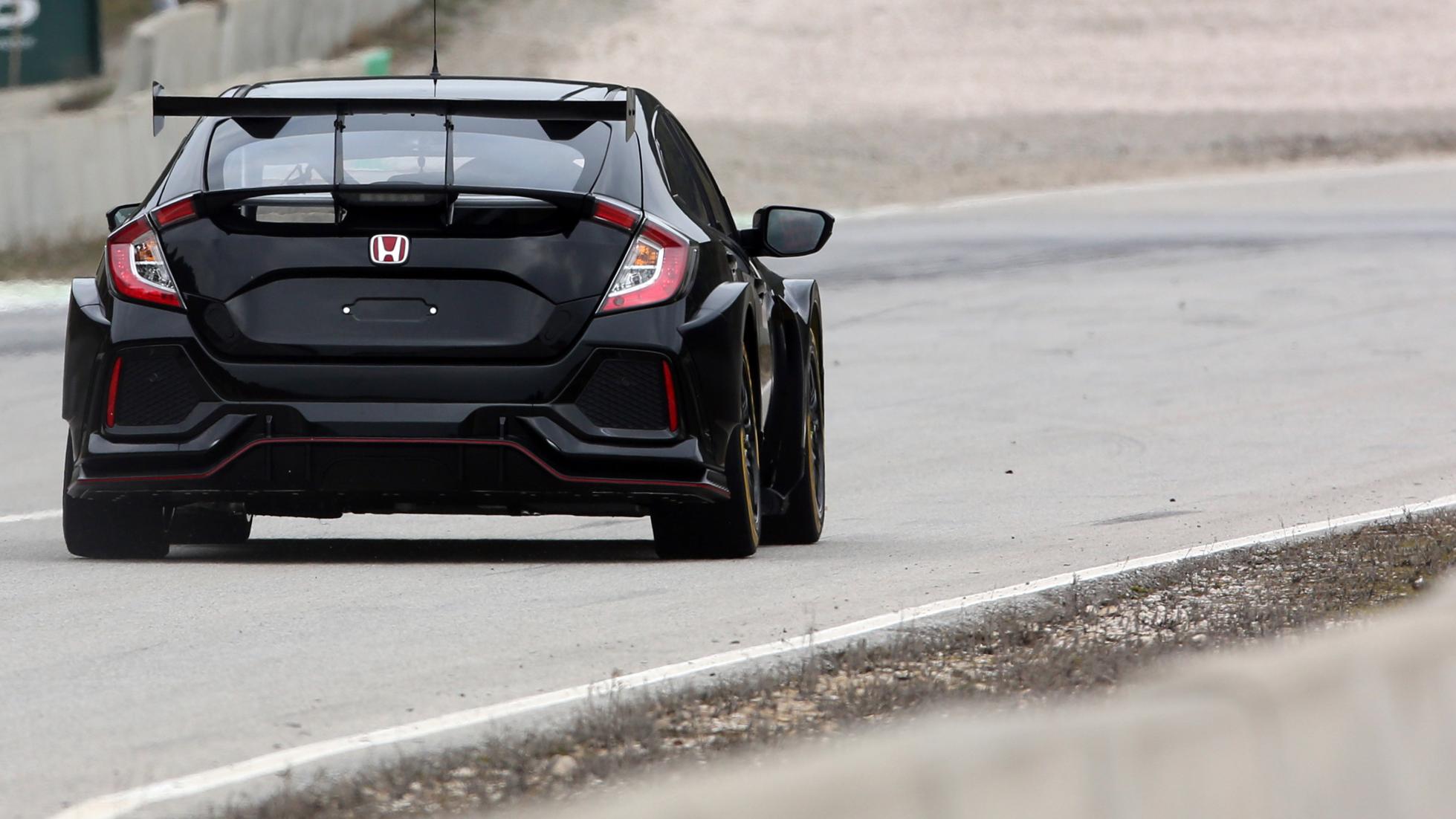Honda Civic Type R будет участвовать в гонках