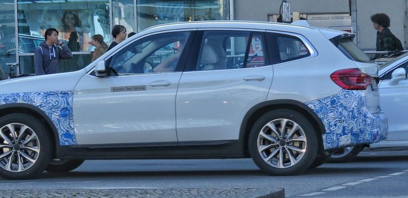Электрическому кроссоверу BMW iX3 устроили тесты в Мюнхене