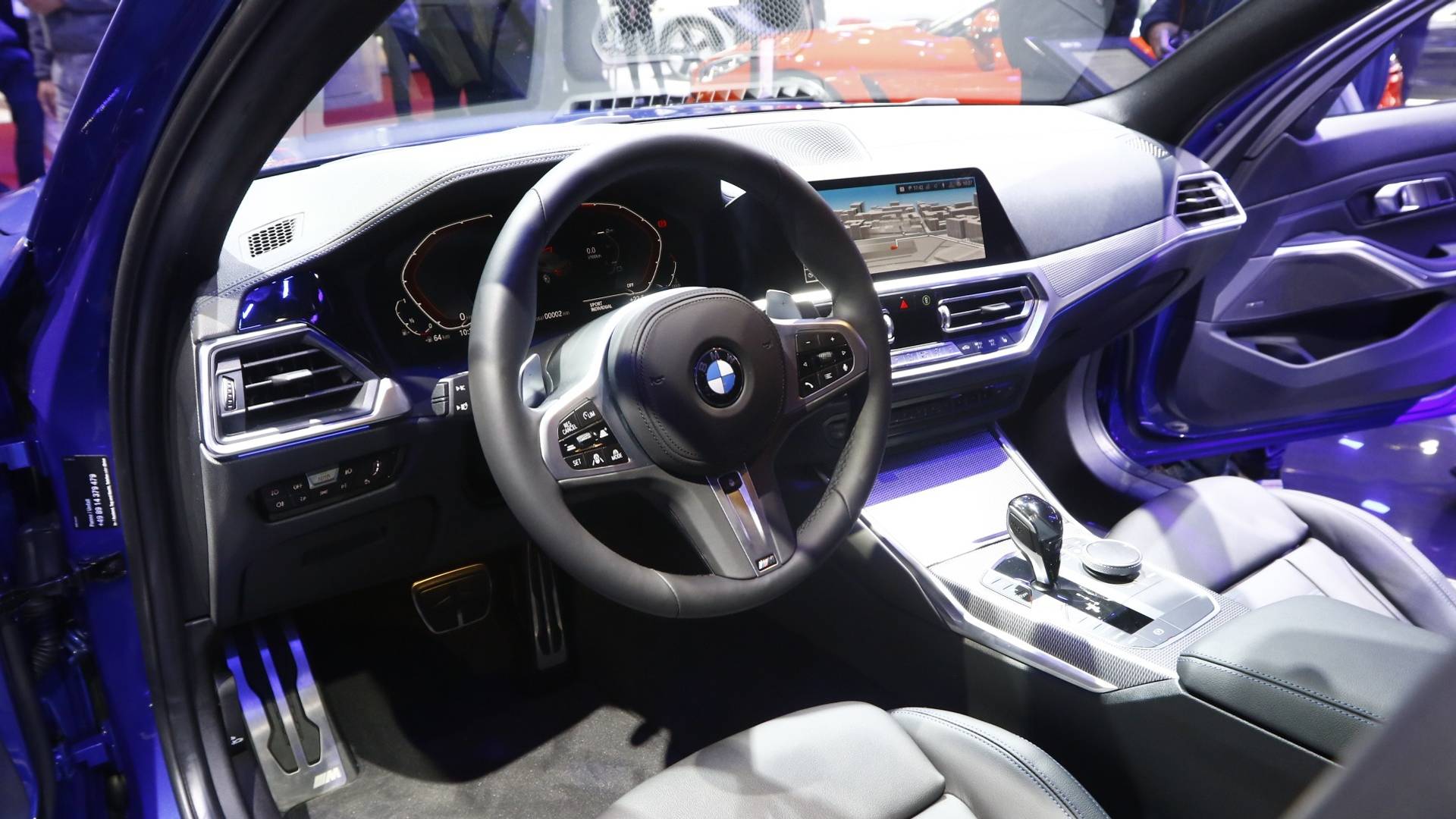 Новая «тройка» от BMW представлена официально (ВИДЕО)