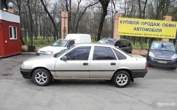 Opel Vectra 1990 №11889 купить в Кировоград - 3