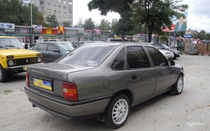 Opel Vectra 1990 №11976 купить в Кировоград - 15