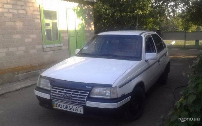 Opel Kadett 1987 №1006 купить в Черниговка - 12