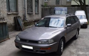 Toyota Camry 1994 №1017 купить в Харьков