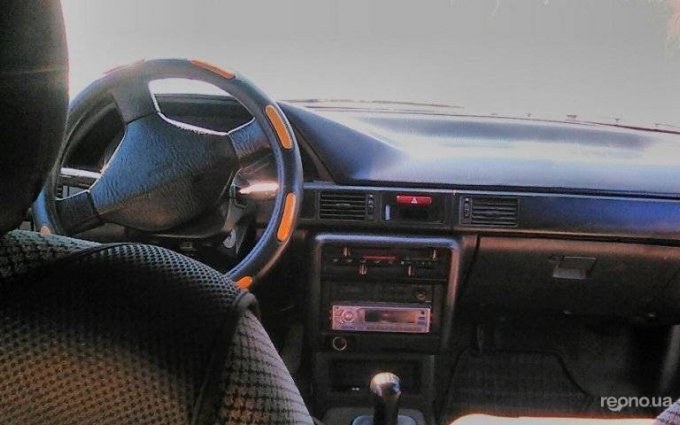 Mazda 323 1993 №1557 купить в Днепропетровск - 2