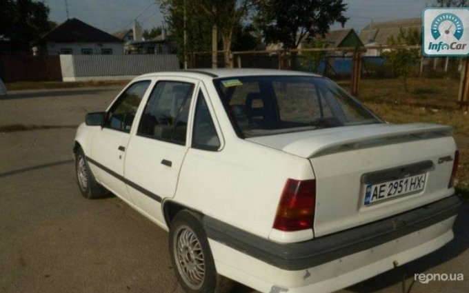 Opel Kadett 1987 №1864 купить в Днепропетровск - 1
