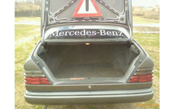 Mercedes-Benz E 230 1985 №23474 купить в Барышевка - 7
