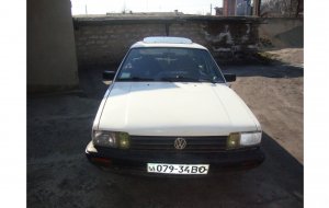 Volkswagen  Passat 1987 №24332 купить в Нововолынск