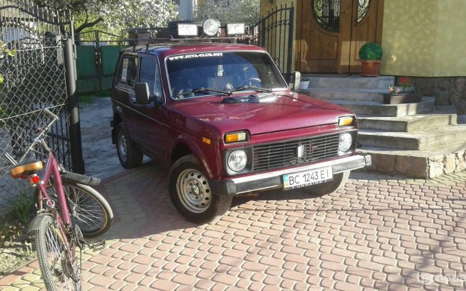 ВАЗ Niva 2121 1983 №28182 купить в Золочев - 1