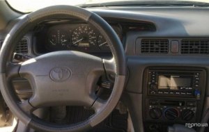 Toyota Camry 1998 №2135 купить в Севастополь