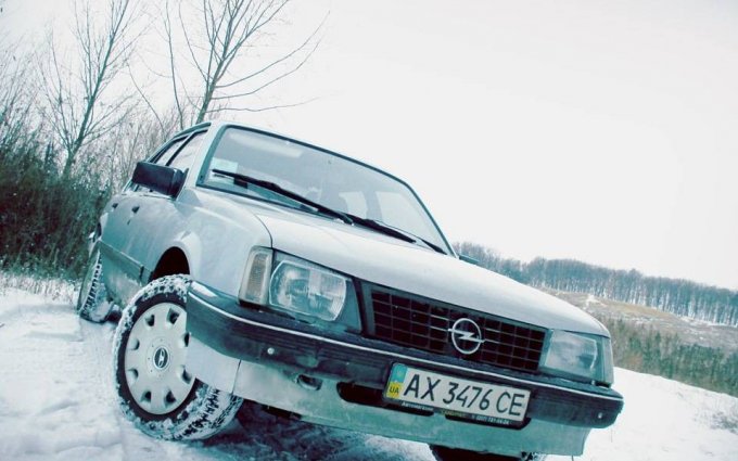 Opel Ascona 1986 №30666 купить в Харьков - 1