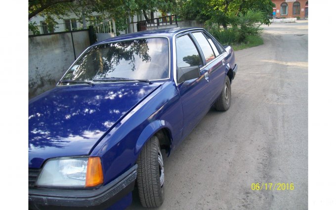 Opel Rekord 1984 №33050 купить в Синельниково - 1