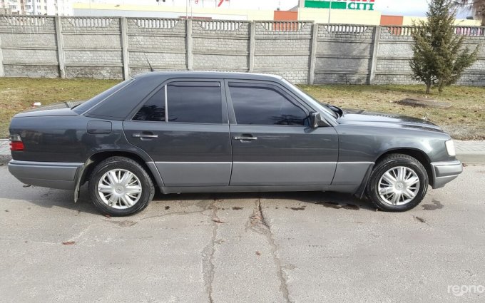 Mercedes-Benz E 220 1995 №36328 купить в Львов - 2