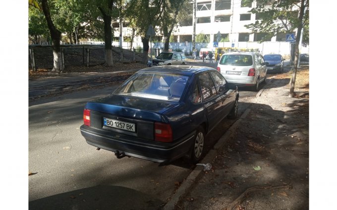Opel Vectra 1990 №52292 купить в Киев - 4