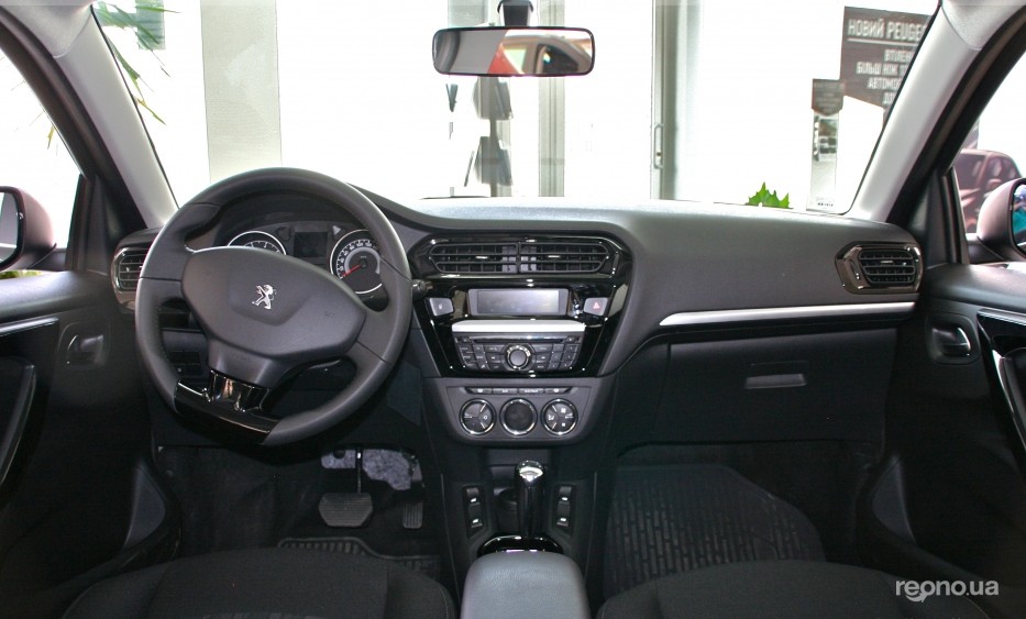 Peugeot 301 багажник