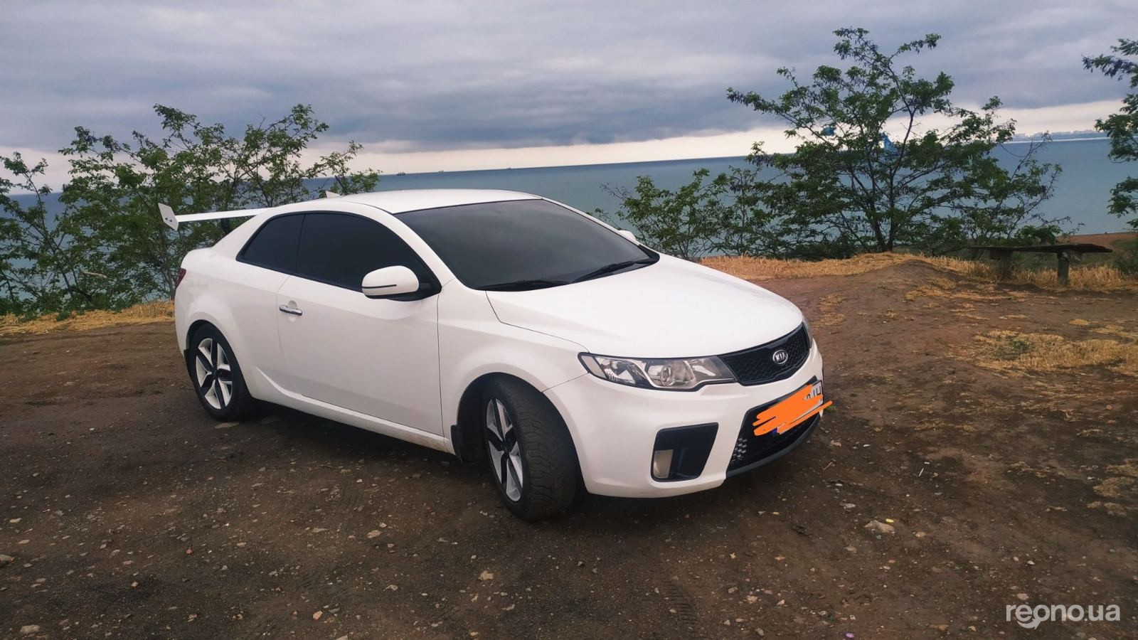 Kia cerato 2011 года