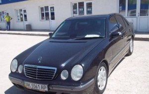 Mercedes-Benz E 200 2001 №5216 купить в Симферополь
