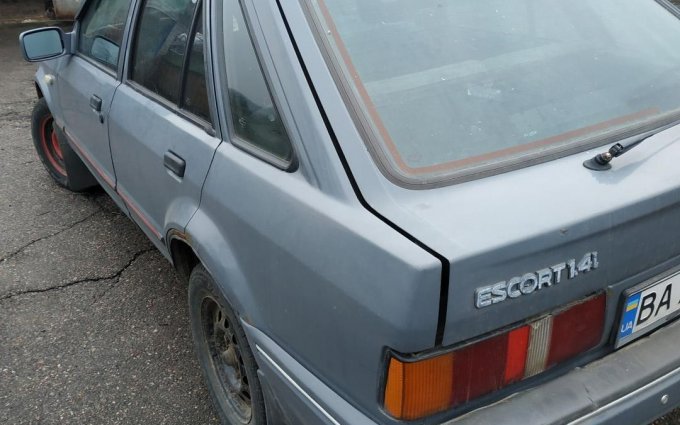 Ford Escort 1988 №74883 купить в Знаменка - 5
