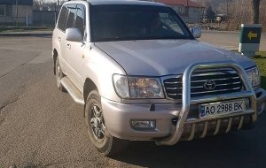 Toyota Land Cruiser 100 2001 №75135 купить в Тячев