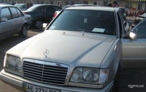 Mercedes-Benz E 220 1994 №7518 купить в Кривой Рог