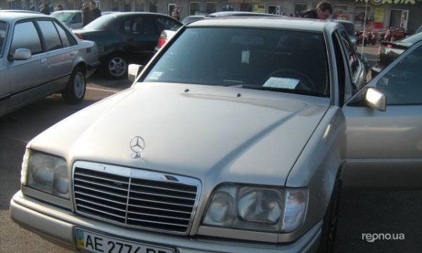 Mercedes-Benz E 220 1994 №7518 купить в Кривой Рог